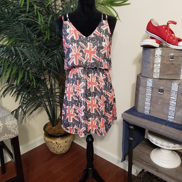 Cals Dresses & Skirts - 🇬🇧Union jack dress🇬🇧